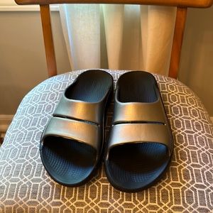WOMEN'S OOAHH LUXE SLIDE SANDAL - LATTE EU39